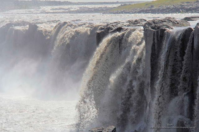 La cascada Selfoss en islandia