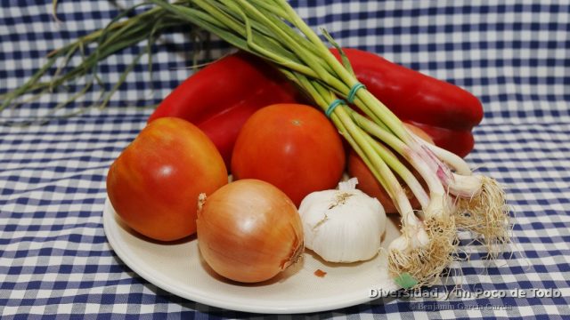 gazpachos manchegos de setas, las verduras